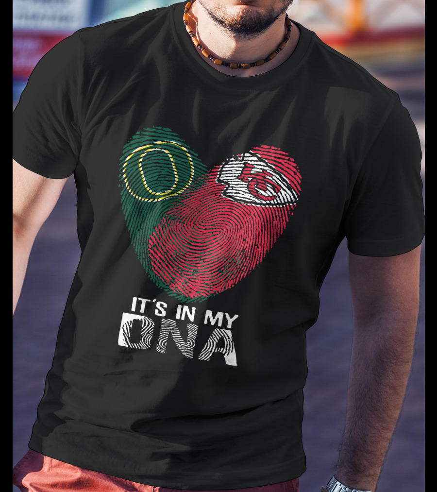Oregon Ducks Kansas City Chiefs Fingerprint It's In My DNA T-Shirt