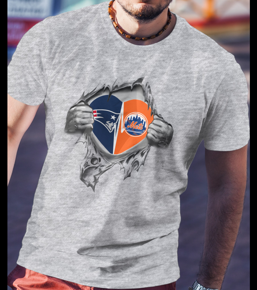 Patriots Mets Heart Design Featuring Iconic Logos And Split Color Scheme T-Shirt