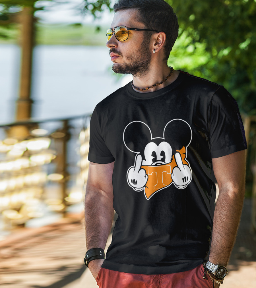 Tennessee Volunteers Mickey Mouse Middle Finger Gesture T-Shirt