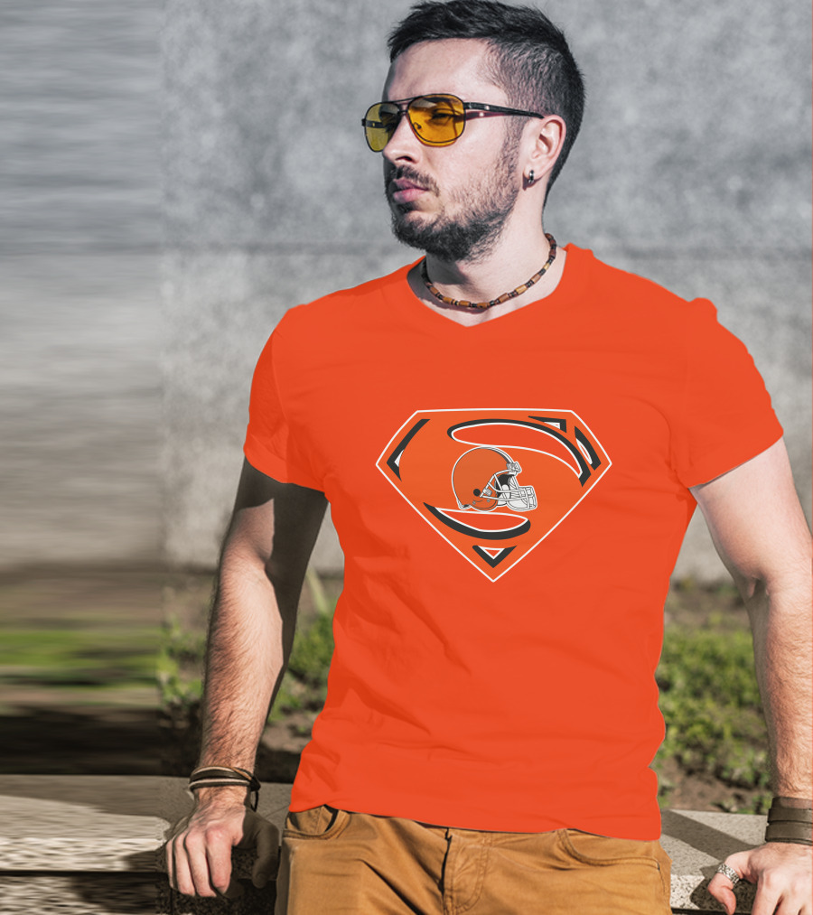 Cleveland Browns Football Helmet Superhero T-Shirt
