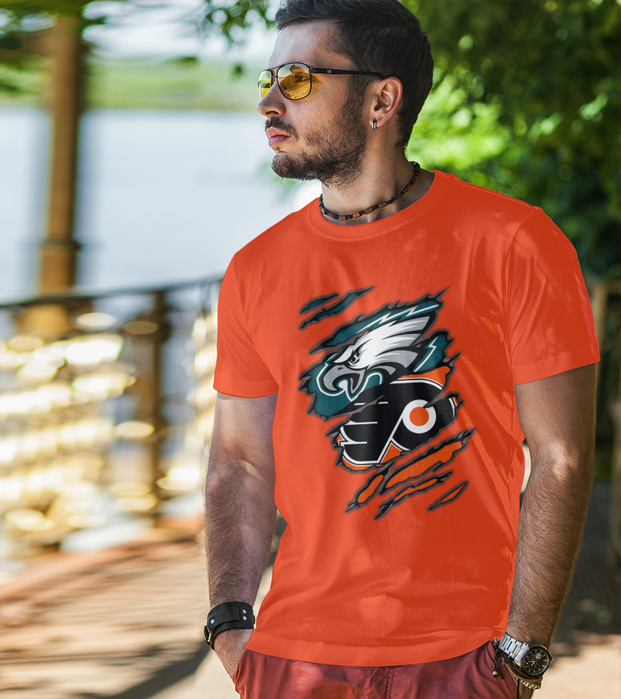 Philadelphia Eagles Flyers Logo Mashup T-Shirt