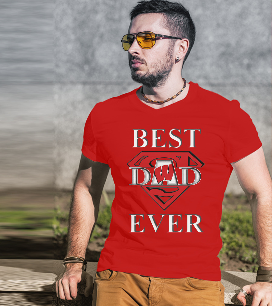Best Dad Ever Wisconsin Badgers Super Dad Shield T-Shirt