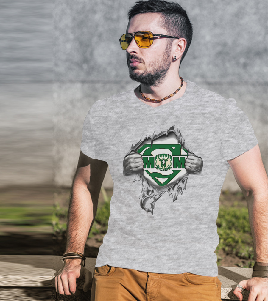 Milwaukee Bucks Super Mom Emblem T-Shirt