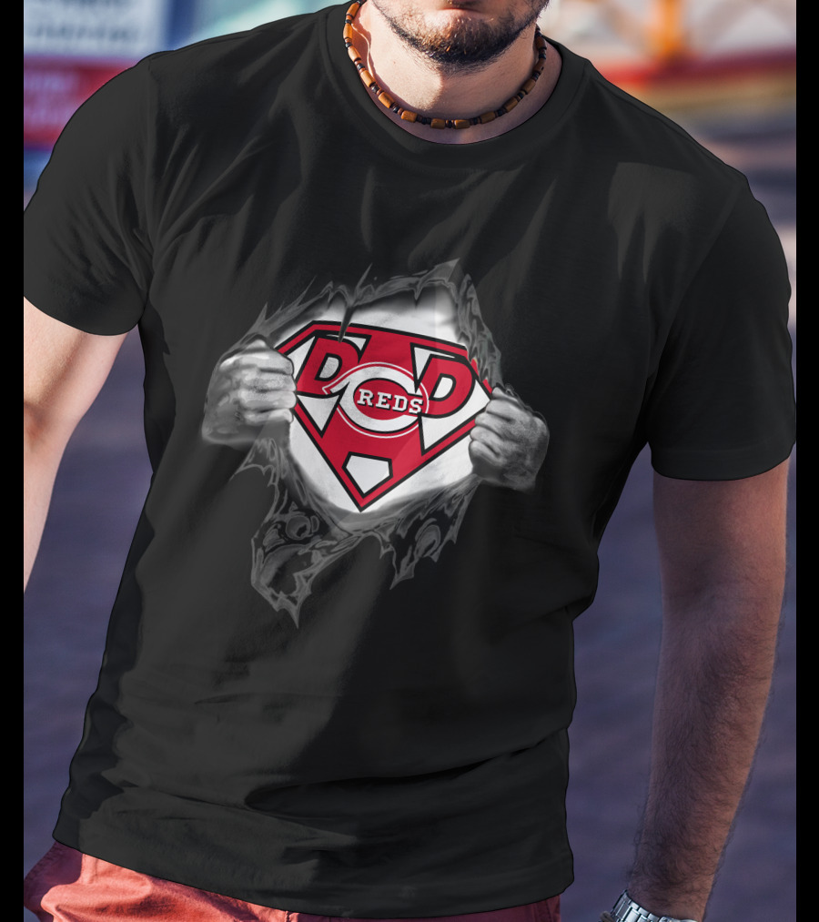 Cincinnati Reds Dad Superman Shield Peeling Effect T-Shirt