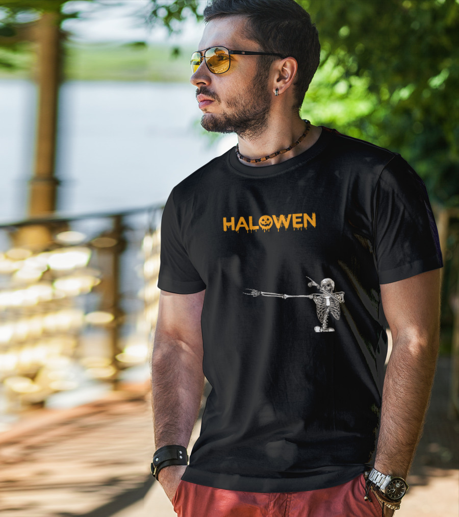 Halowen Skeleton Dabbing With Pumpkin Face T-Shirt