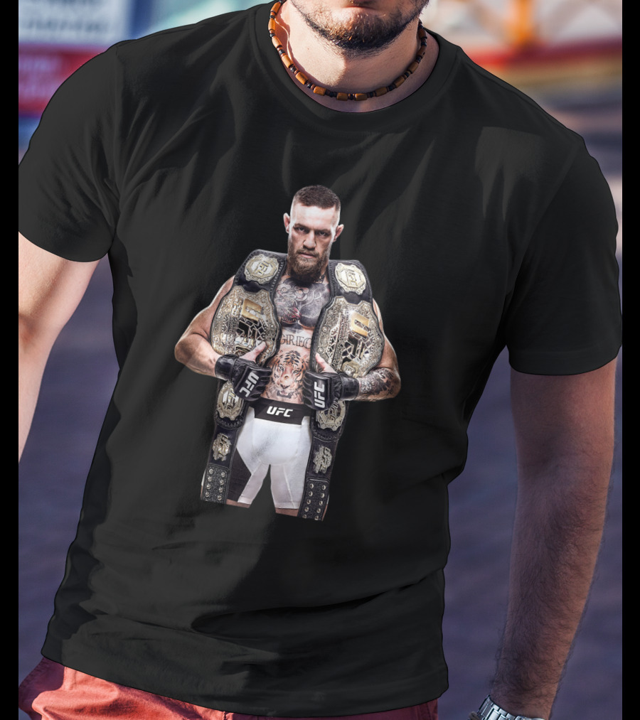 Conor McGregor Double UFC Champion EA Sports UFC 3 Cover UFC 196 Victory T-Shirt