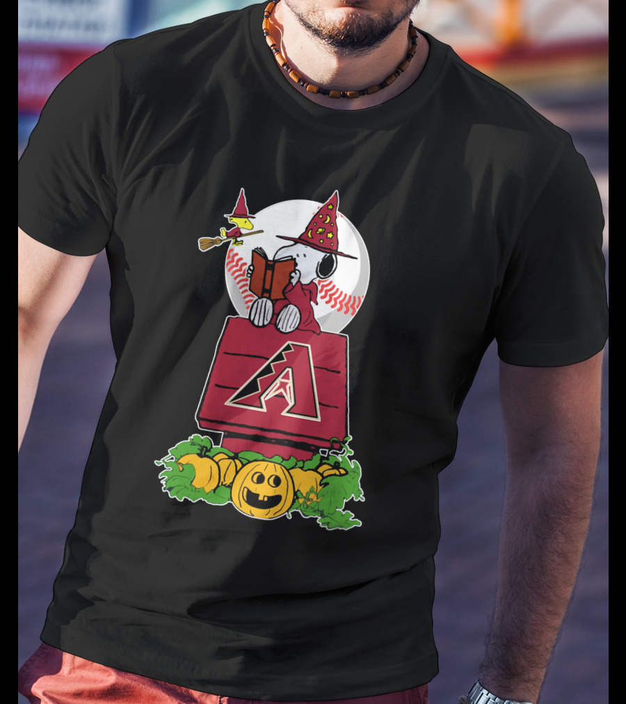 Snoopy Halloween Arizona Diamondbacks Pumpkin Scene T-Shirt