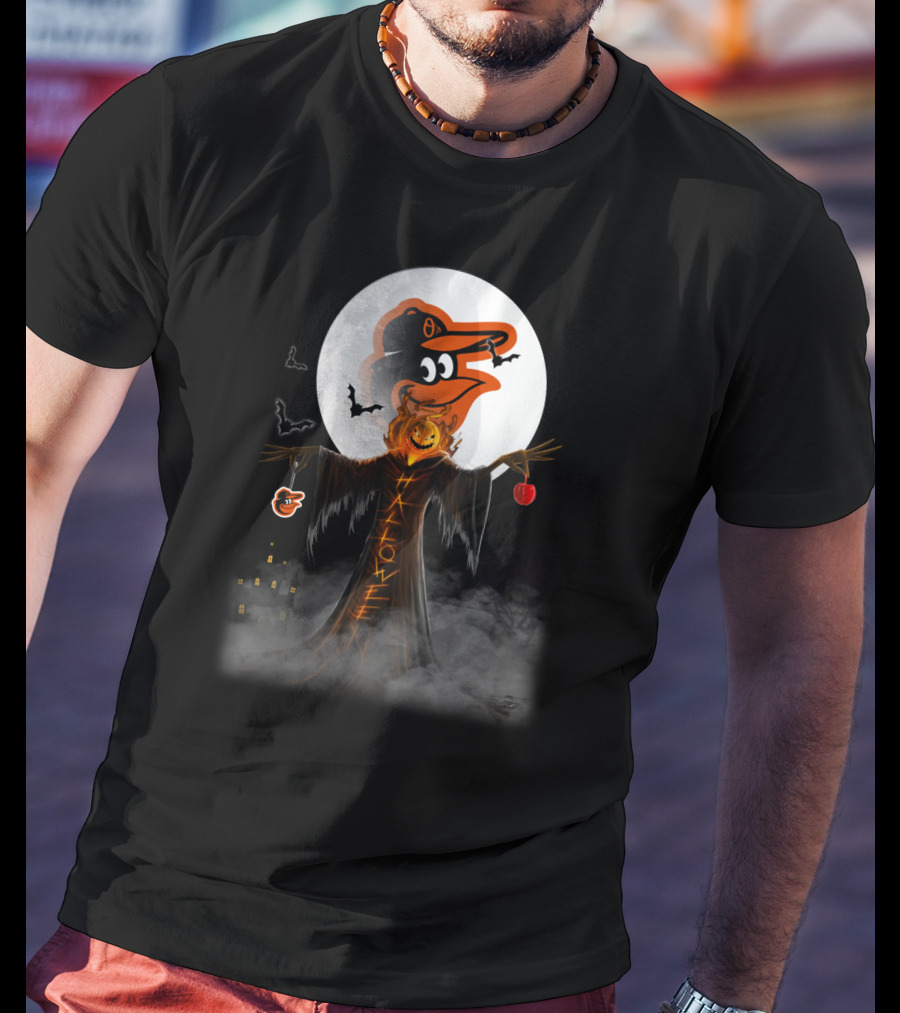Halloween Baltimore Orioles Spooky Full Moon Scarecrow With Bats T-Shirt
