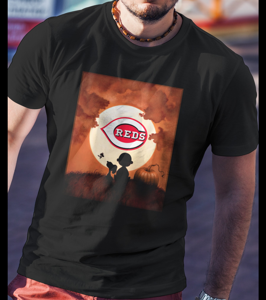 Cincinnati Reds Full Moon Silhouette With Pumpkin T-Shirt