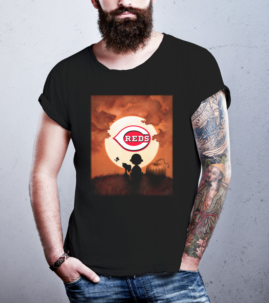 Cincinnati Reds Full Moon Silhouette With Pumpkin T-Shirt