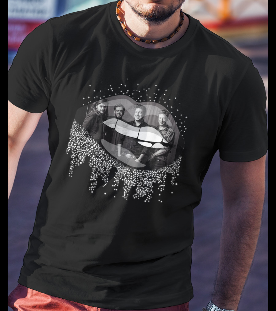 Mumford And Sons Black And White Lip Silhouette Band Members Photo T-Shirt