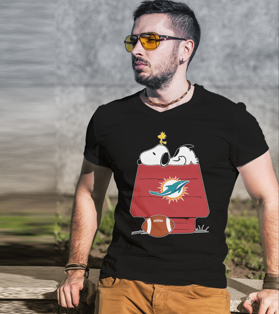 Snoopy And Woodstock Miami Dolphins Football House T-Shirt
