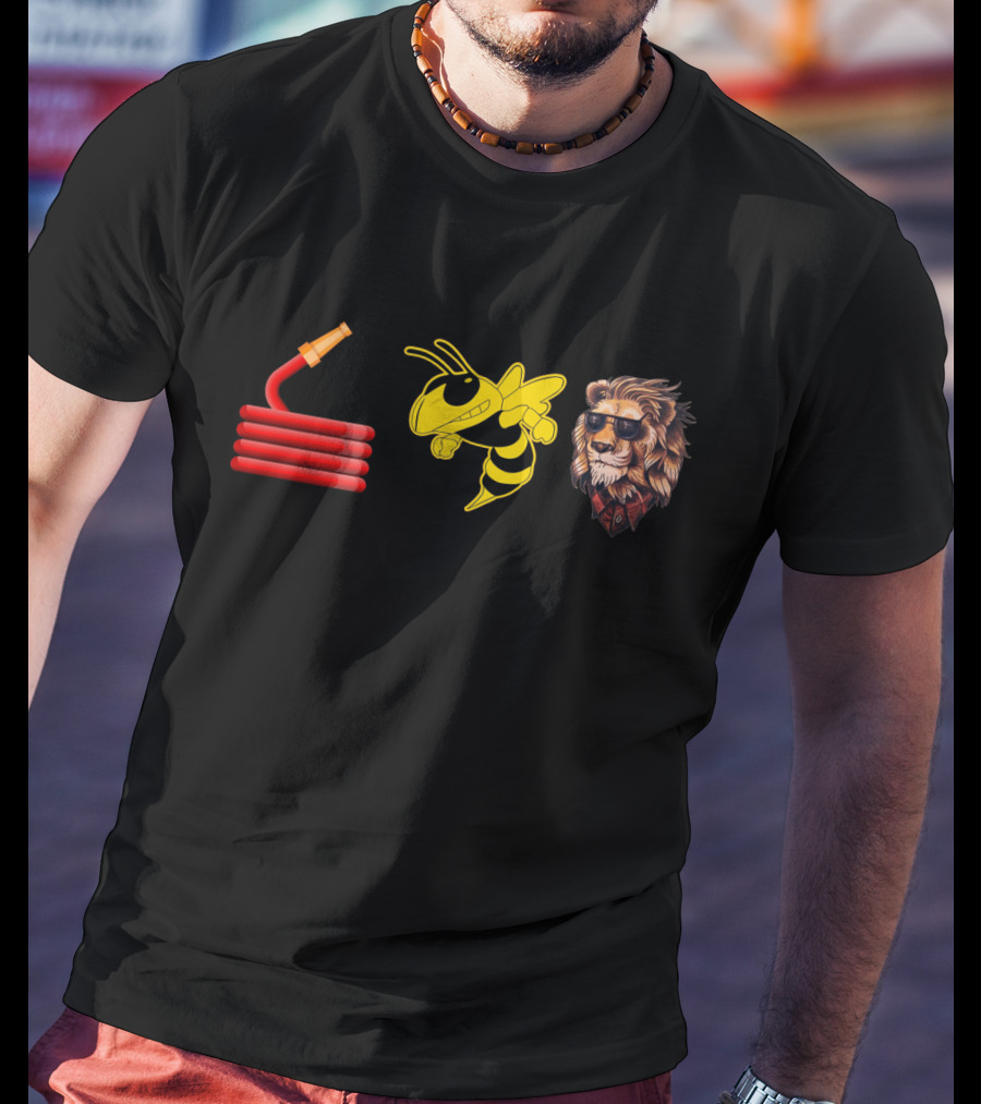 Hose Insect Animated Sunglasses Lion T-Shirt