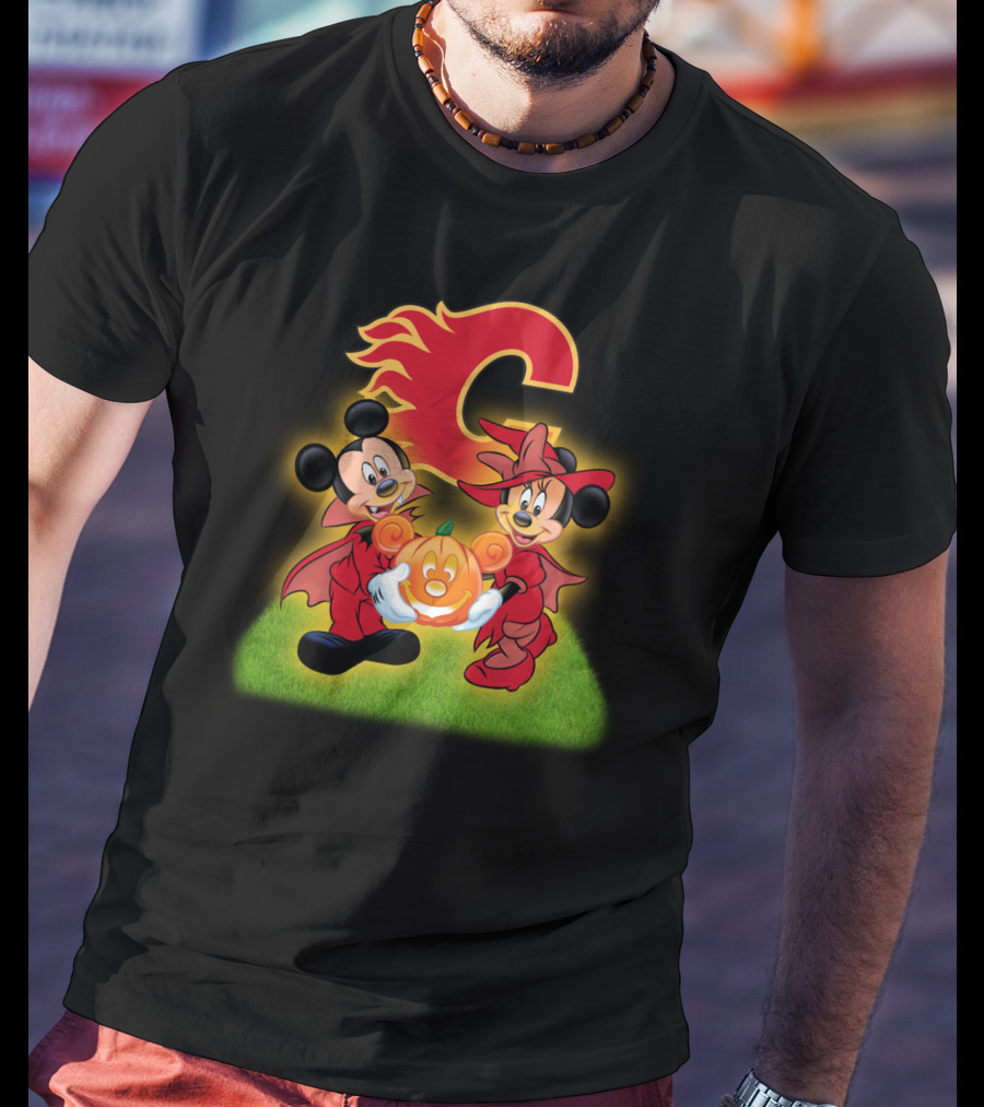 Calgary Flames Mickey And Minnie Halloween Pumpkin T-Shirt