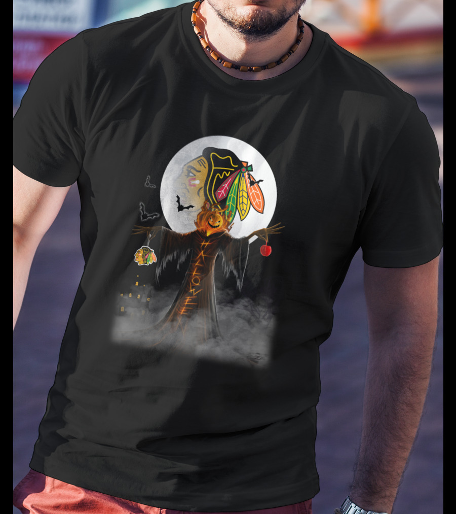 Halloween Chicago Blackhawks Moonlit Pumpkin Scarecrow Bats T-Shirt