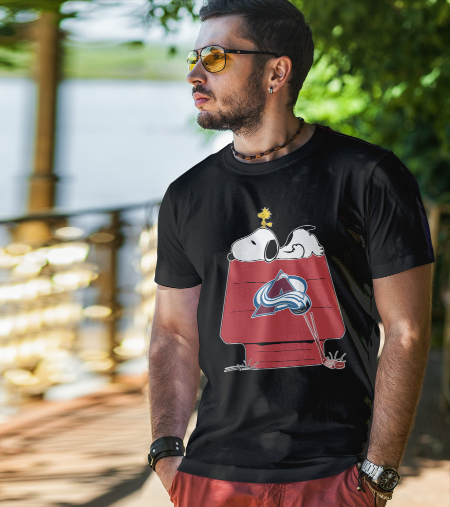 Snoopy And Woodstock Colorado Avalanche Doghouse T-Shirt
