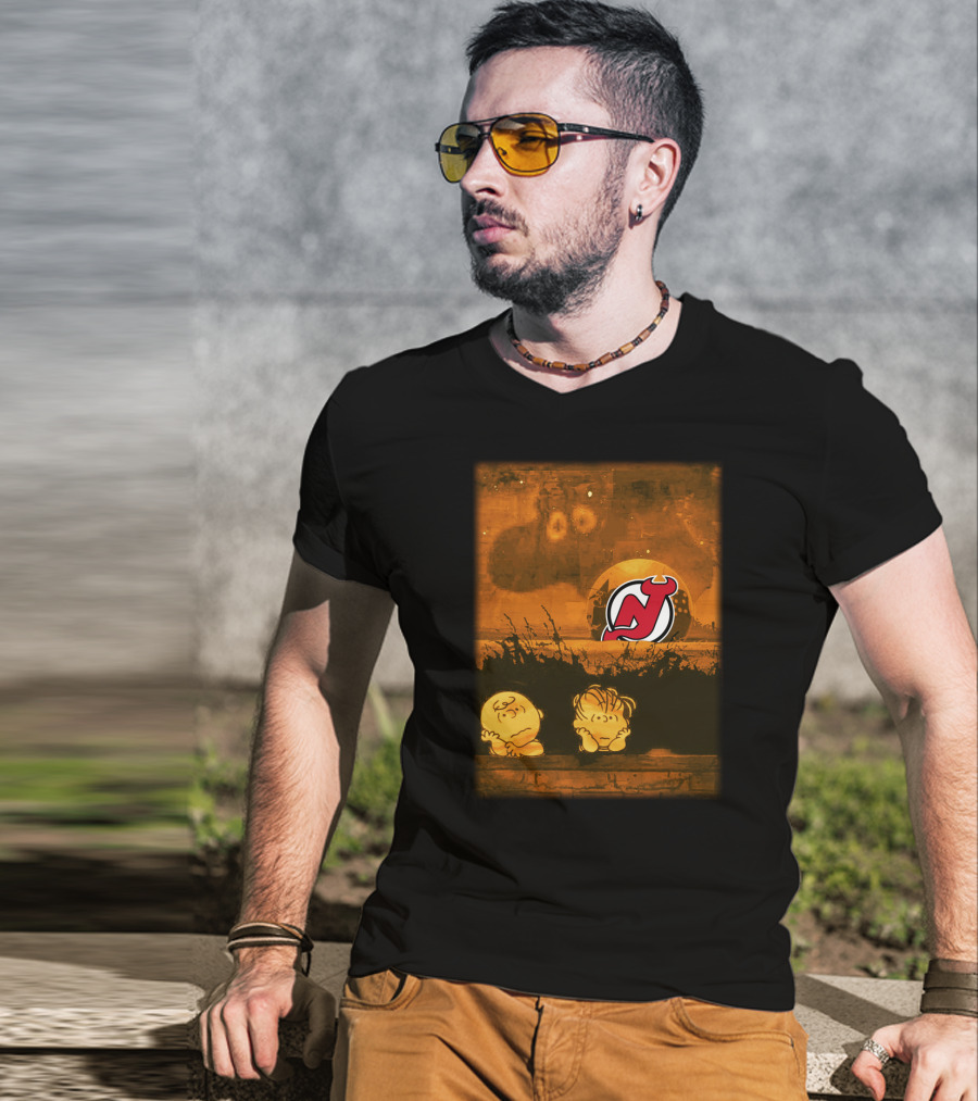 New Jersey Devils Halloween Peanuts Pumpkin Patch Scene T-Shirt