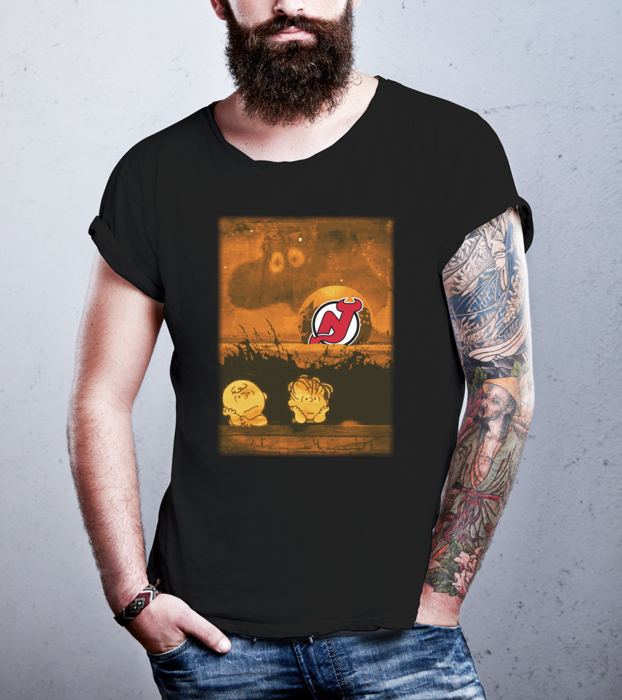 New Jersey Devils Halloween Peanuts Pumpkin Patch Scene T-Shirt