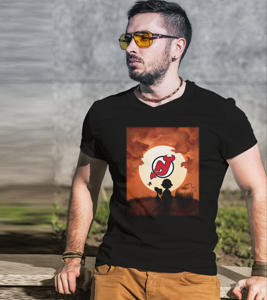 New Jersey Devils Halloween Moon Pumpkin Scene T-Shirt