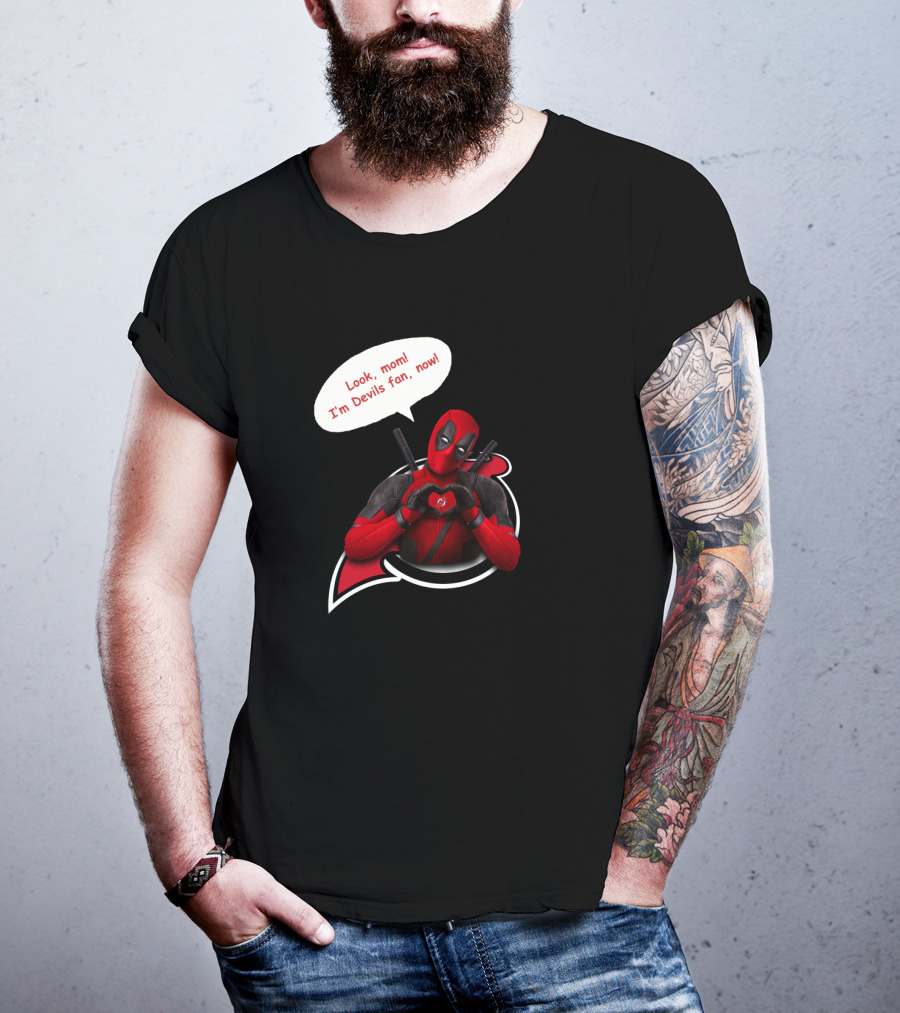 New Jersey Devils Look Mom I'm Devils Fan Now T-Shirt
