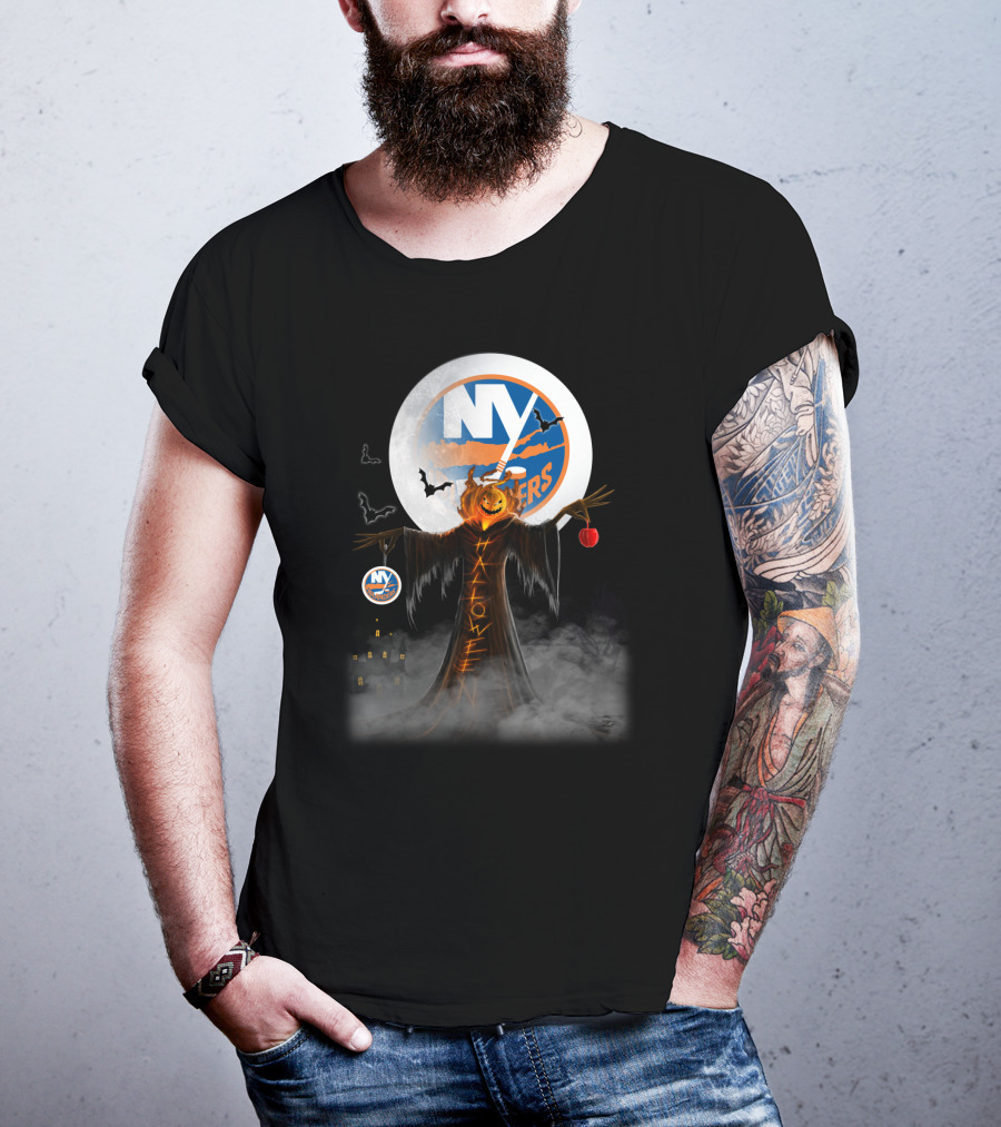 Halloween New York Islanders Pumpkin Moon Bats Spooky Scene T-Shirt