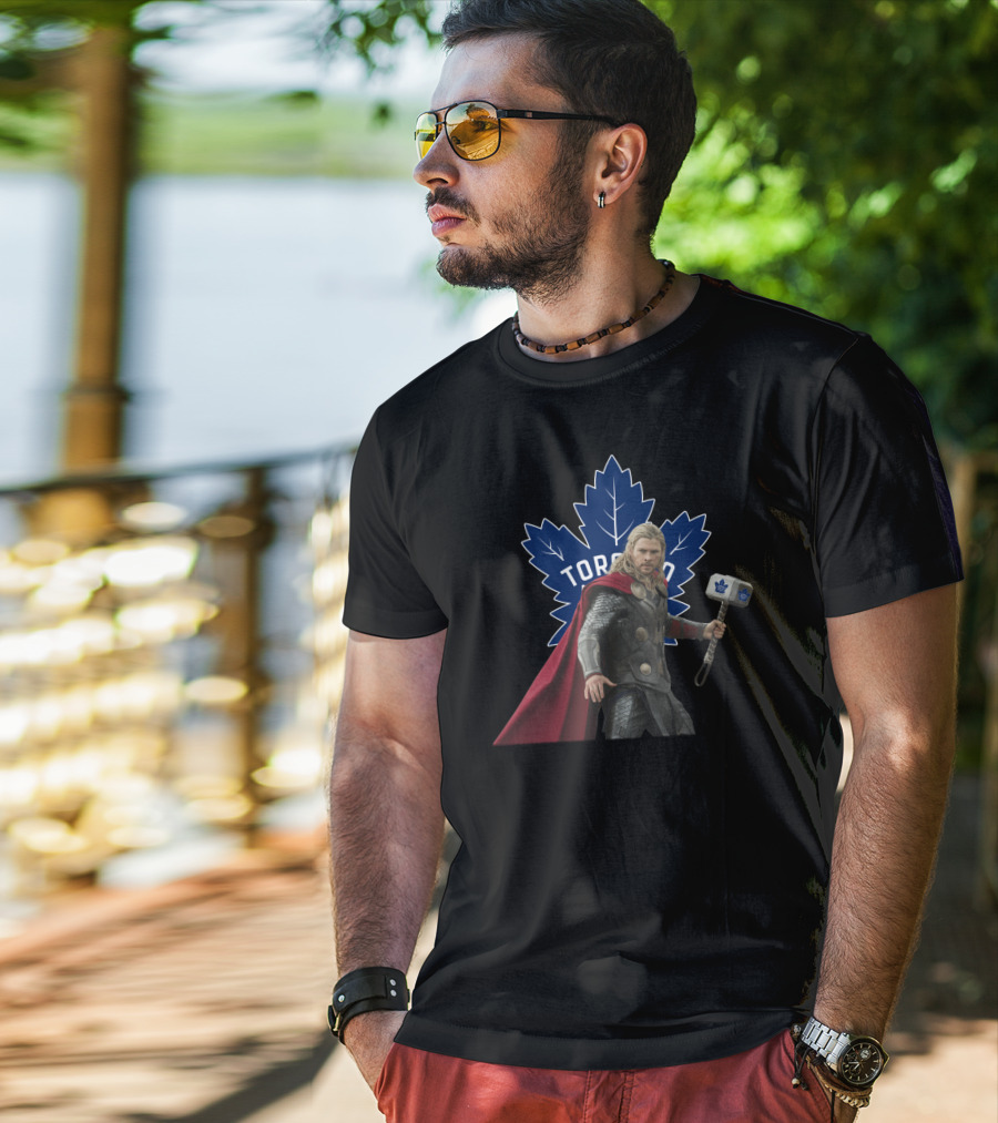 Toronto Maple Leafs Marvel Crossover Thor Holding Hockey Hammer T-Shirt