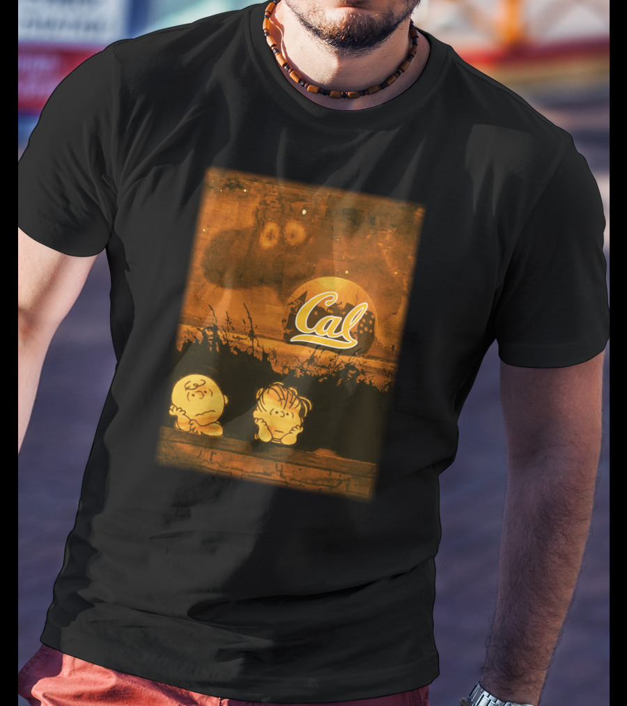 Cal Halloween Football With Charlie Brown And Linus Great Pumpkin T-Shirt