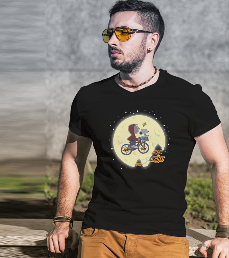 Oklahoma State Football Halloween Snoopy OSU Moon Scene T-Shirt