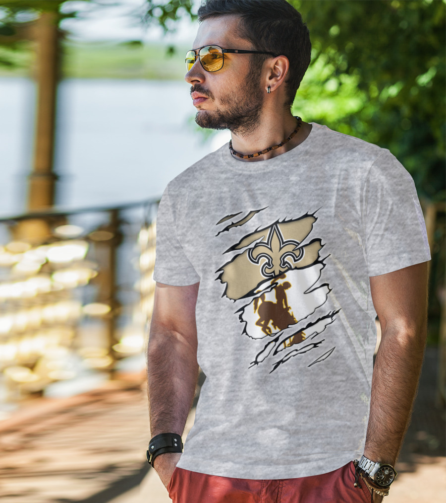 Saints Wyoming Fleur-de-Lis Rodeo Rider Tear T-Shirt