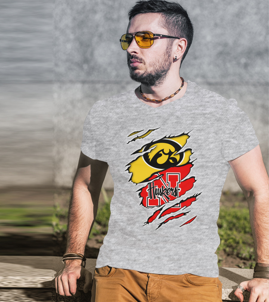Hawkeyes Huskers Iowa Nebraska Clash T-Shirt