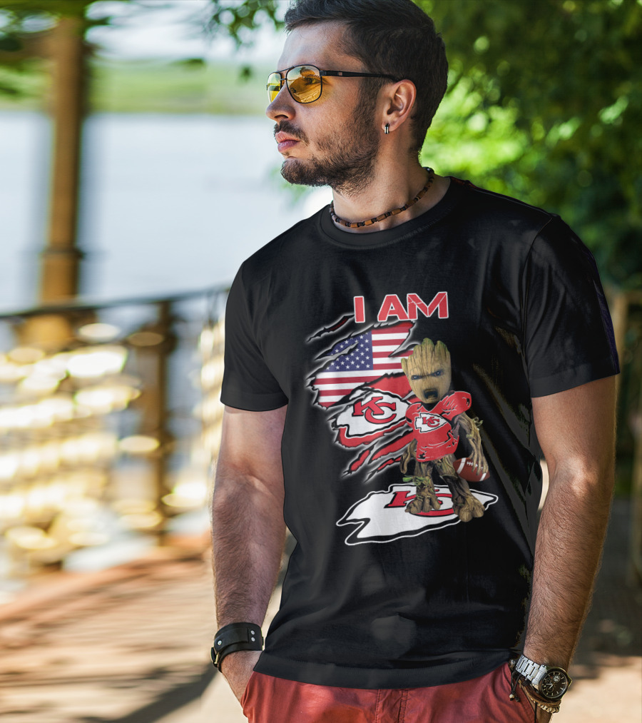 I Am Kc Chiefs Groot American Football Fan Usa Flag T-Shirt