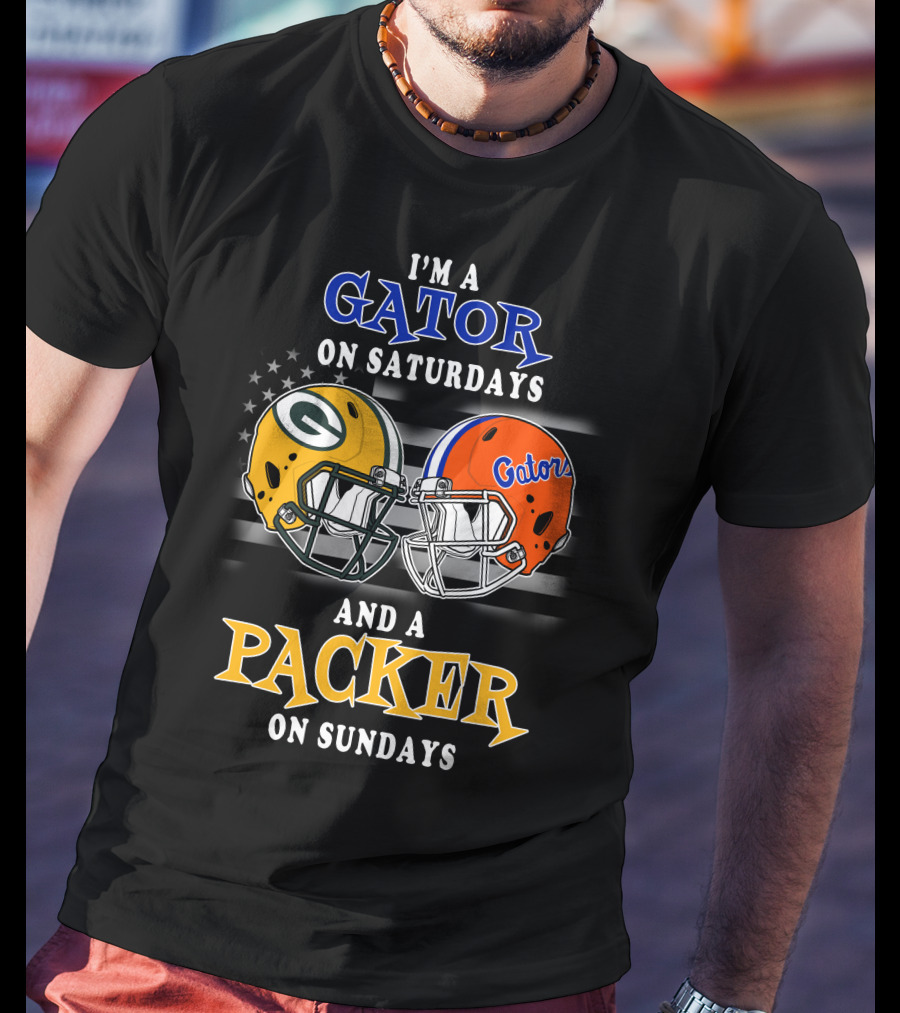 I'm A Gator On Saturdays And A Packer On Sundays Football Helmets T-Shirt