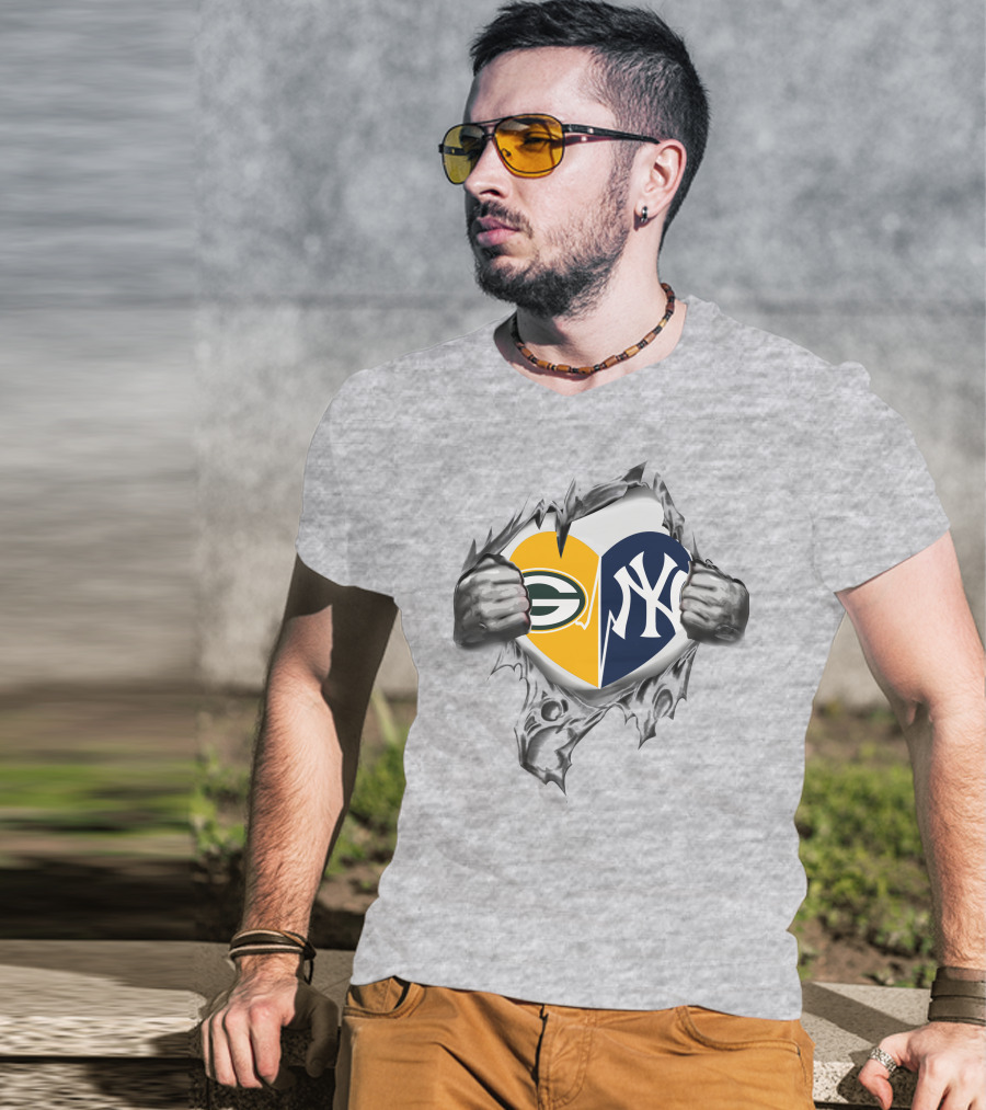 Packers Yankees Heart Split Logo Fusion T-Shirt