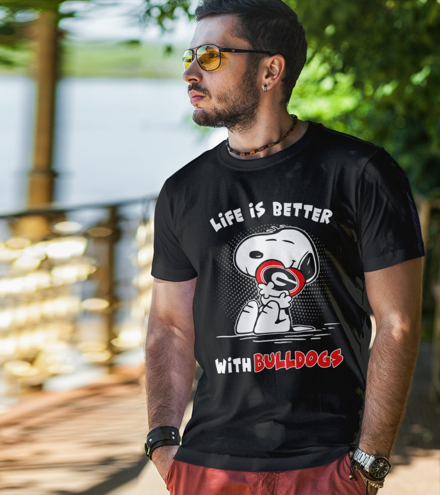 Life Is Better With Bulldogs Snoopy Hugging Georgia Helmet T-Shirt