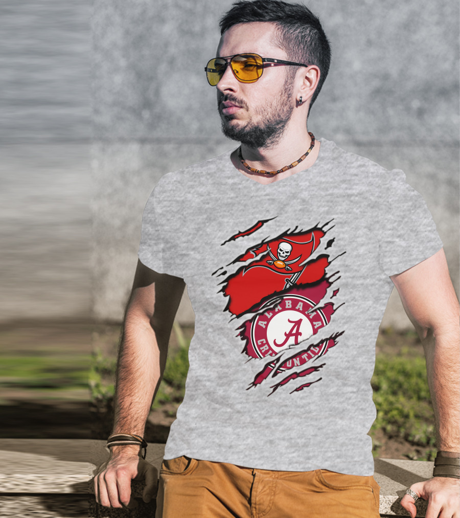 Alabama Crimson Tide Tampa Bay Buccaneers Ripped Flag Fusion T-Shirt