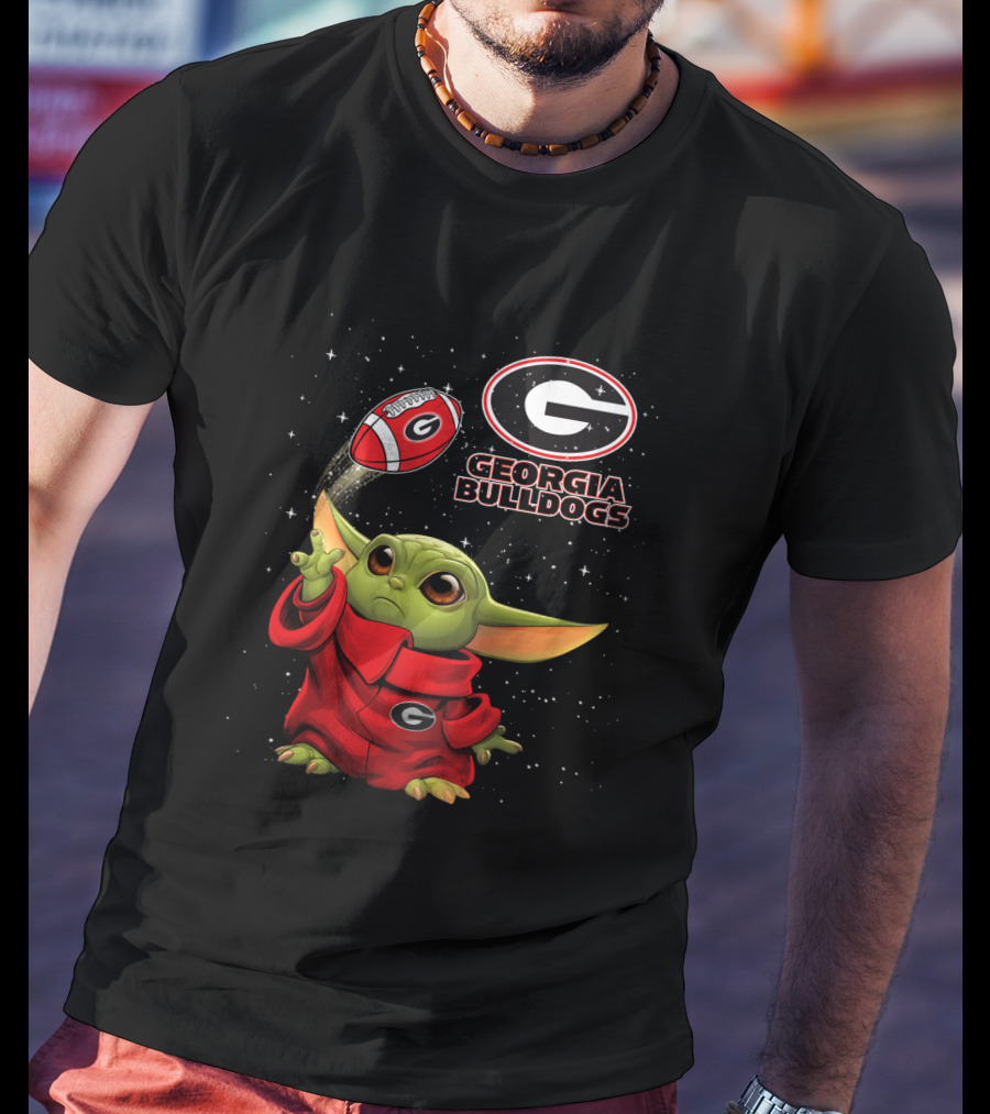 Baby Yoda Georgia Bulldogs Football Star Wars T-Shirt