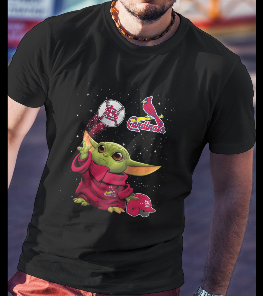 Baby Yoda With St. Louis Cardinals Baseball Starry T-Shirt
