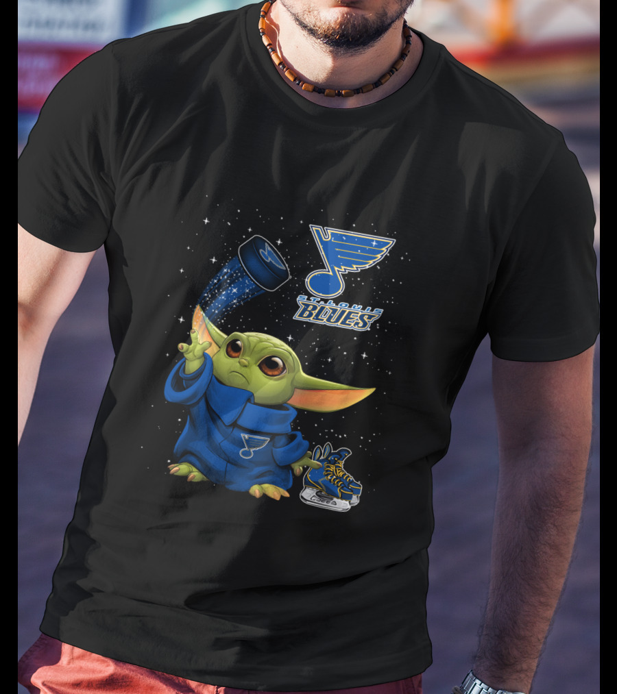St Louis Blues Baby Yoda Holding Hockey Puck With Logo And Skates T-Shirt