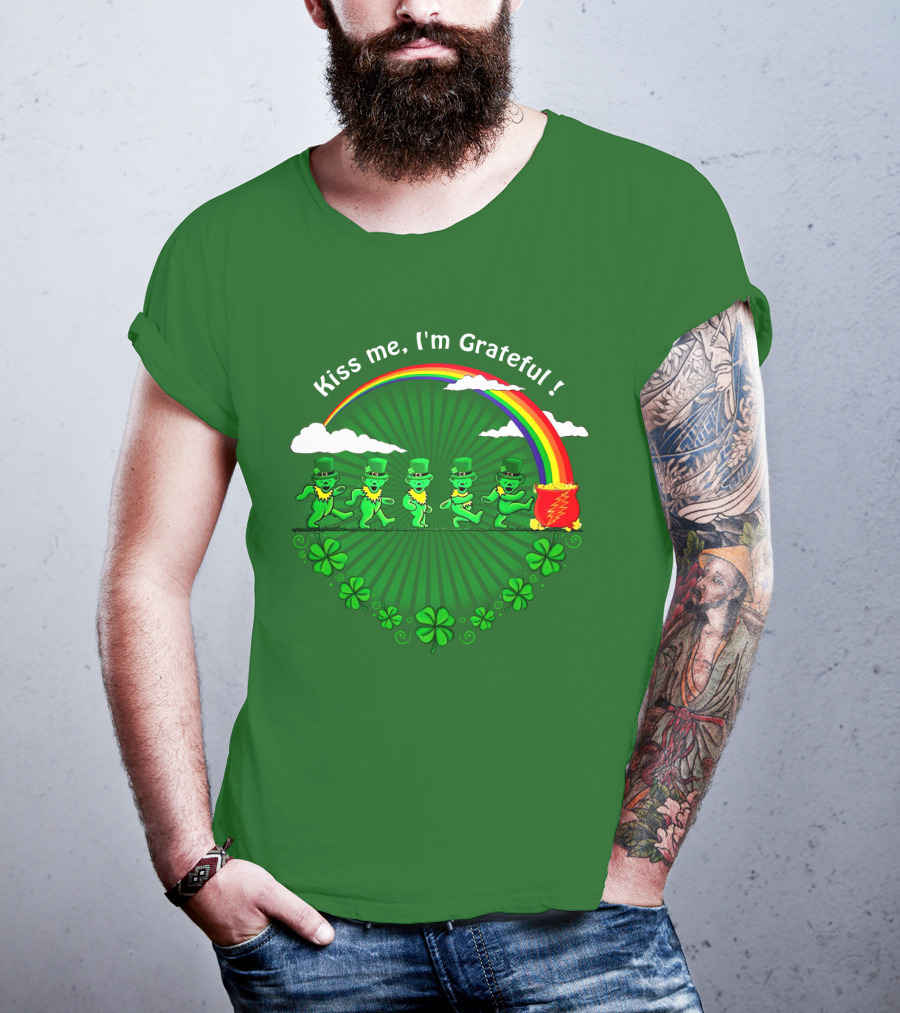 Kiss Me I'm Grateful Rainbow Leprechauns And Shamrock Parade T-Shirt