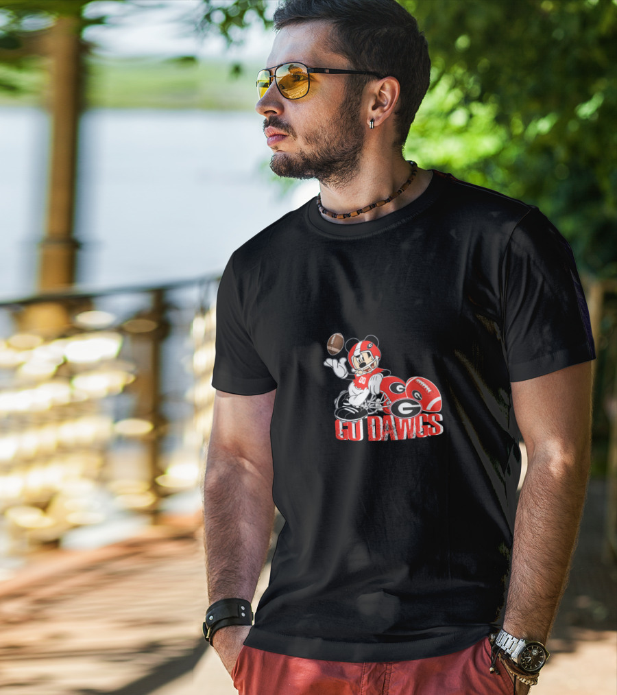Chtnca8009 Go Dawgs Football Georgia Bulldogs Mickey Mouse T-Shirt