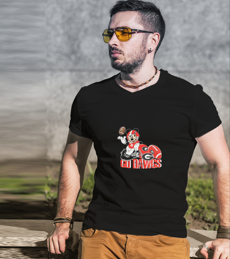 Chtnca8009 Go Dawgs Football Georgia Bulldogs Mickey Mouse T-Shirt