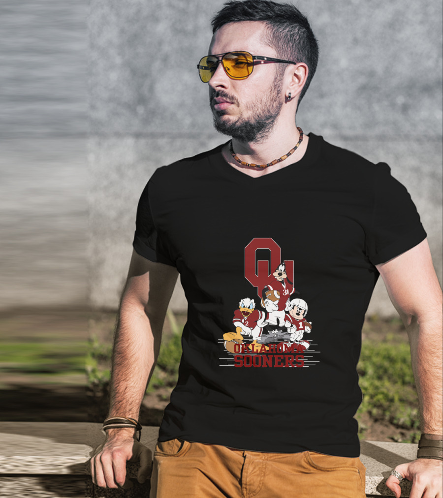 Oklahoma Sooners Disney Characters Football Team Collaboration Chtnca10012 T-Shirt