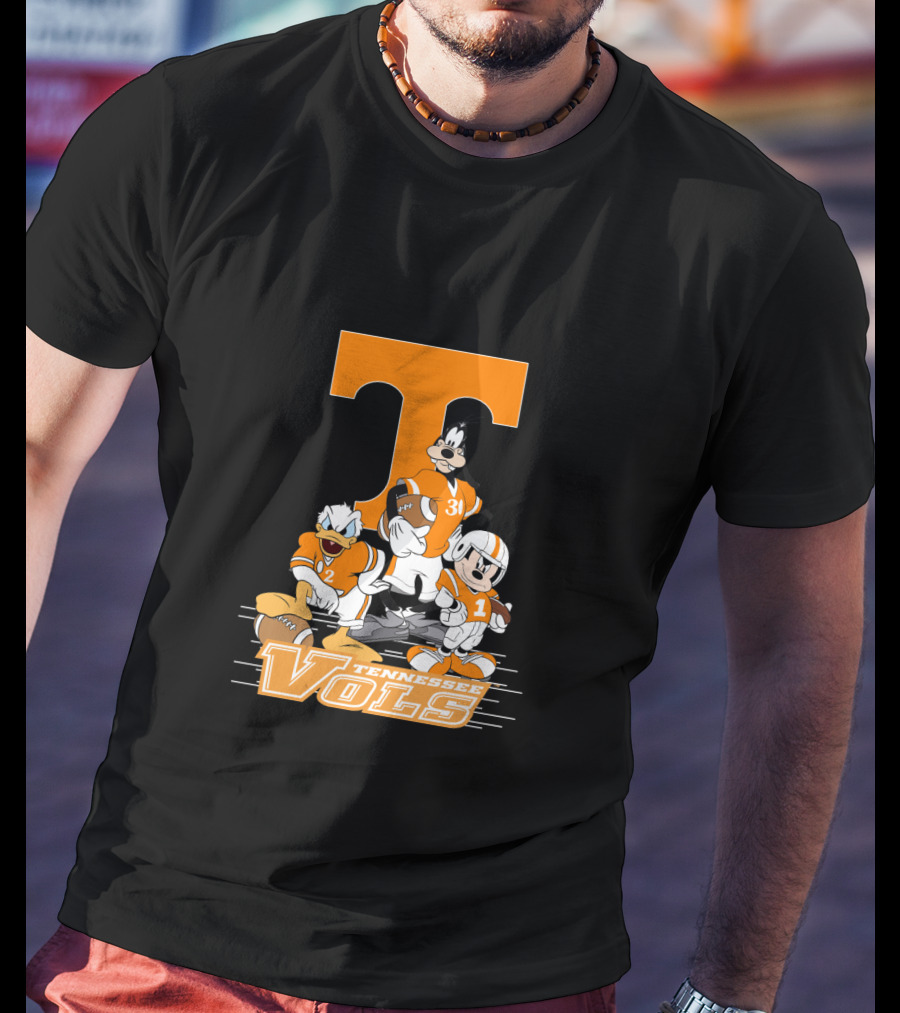 Tennessee Vols T Logo Donald Goofy Mickey Football Players T-Shirt