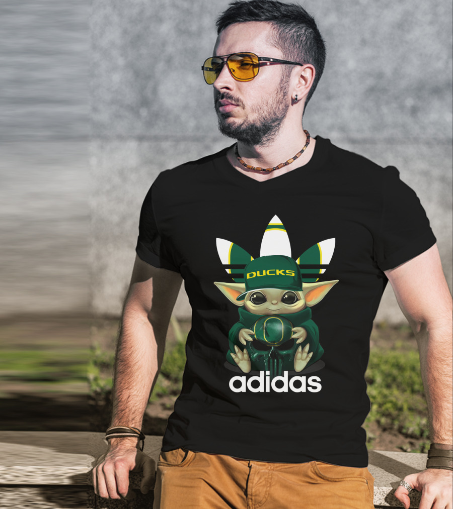 Oregon Ducks Yoda NCAA Baby Yoda T-Shirt