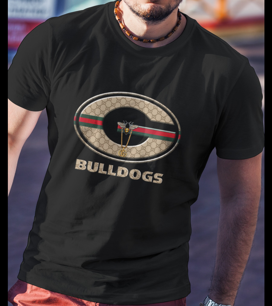 Guci NCAA Georgia Bulldogs Logo With Bee And Stripe T-Shirt