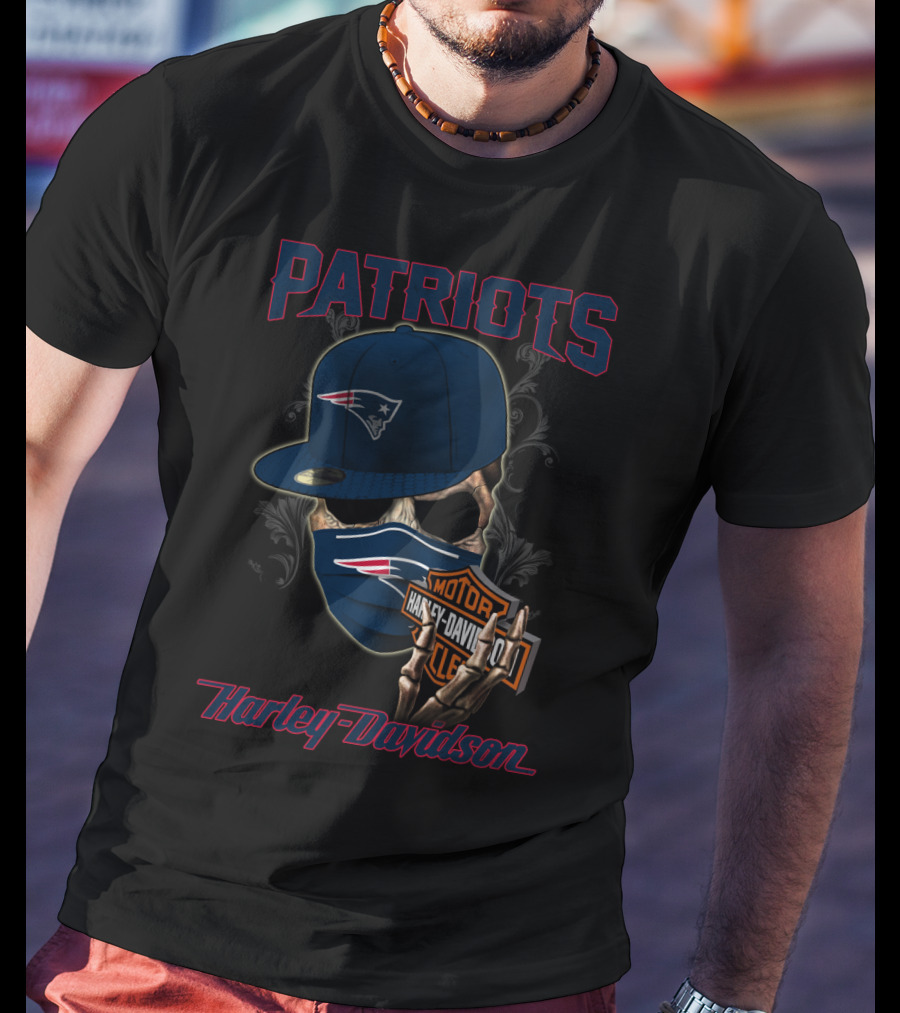 Harley Davidson New England Patriots Skull With Cap And Mask T-Shirt