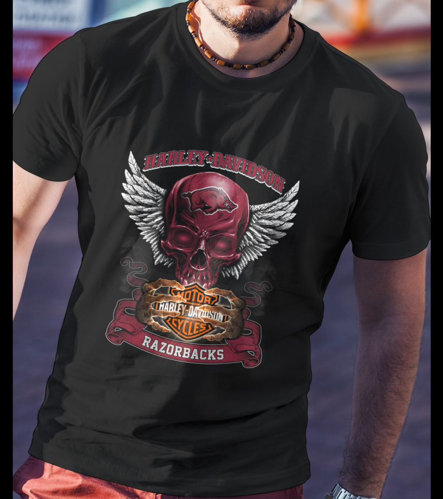 Harley Davidson Arkansas Razorbacks Skull With Wings And Motorcycle T-Shirt