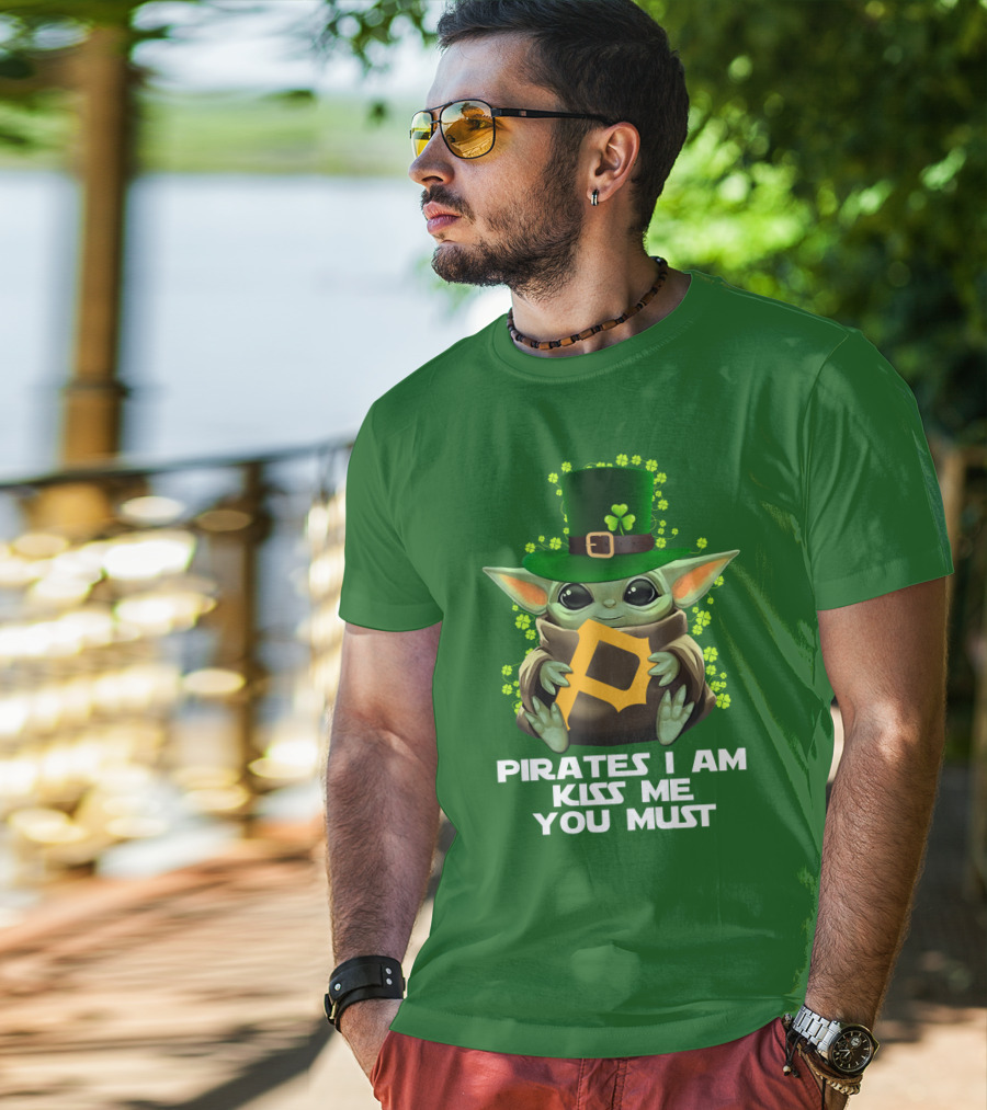 Pirates I Am Kiss Me You Must T-Shirt