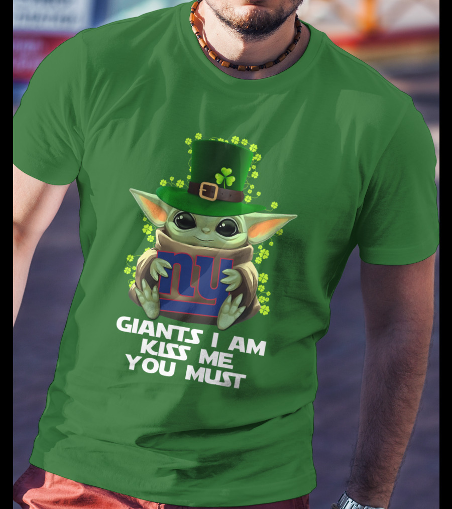 Giants I Am Kiss Me You Must Nyg Shamrock Hat T-Shirt