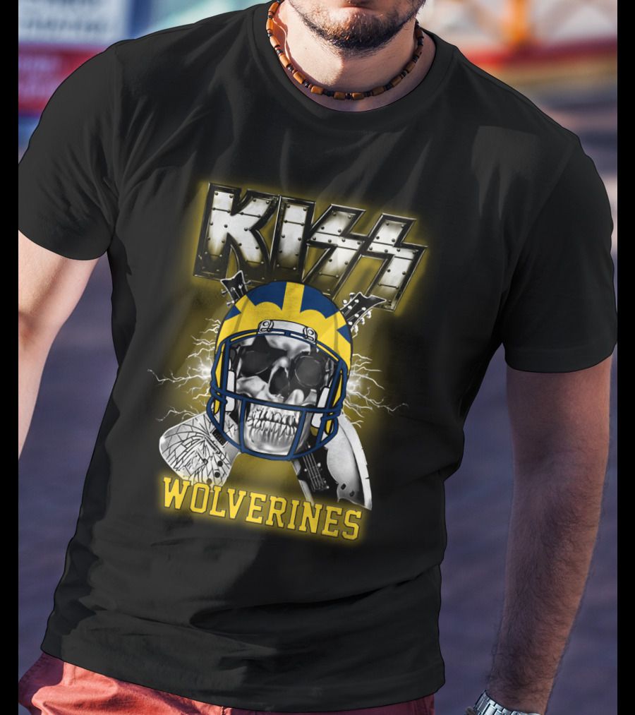 Kiss Wolverines Skull Helmet T-Shirt